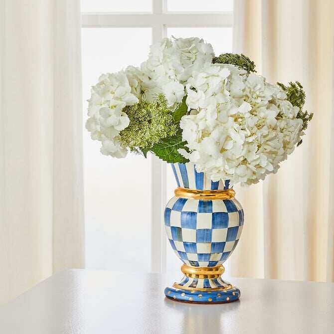 Check Great Vase