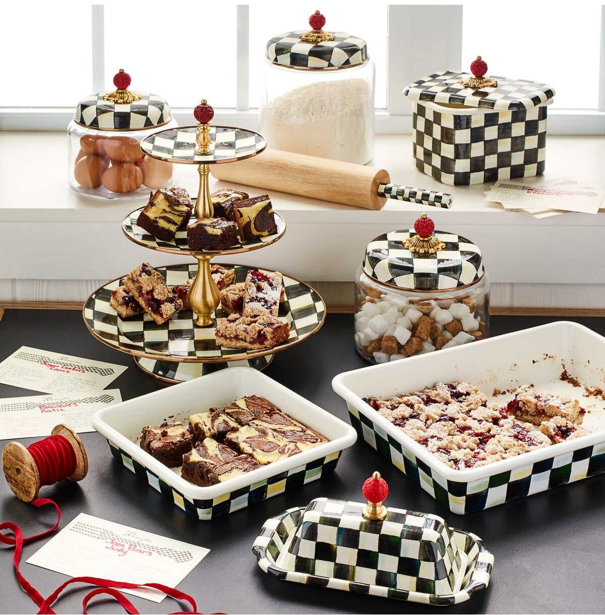 Courtly Check 8" Enamel Baking Pan