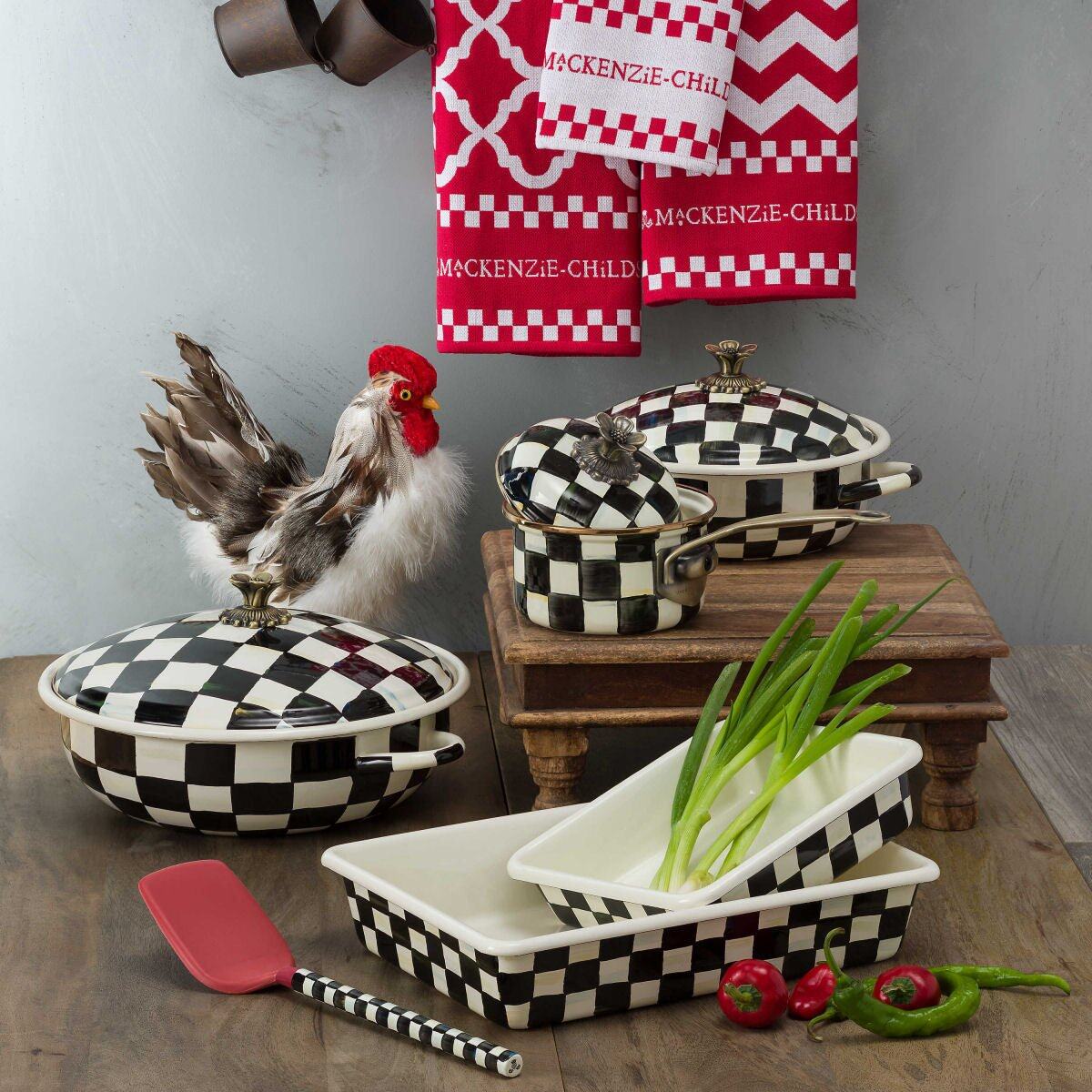 Courtly Check 8" Enamel Baking Pan